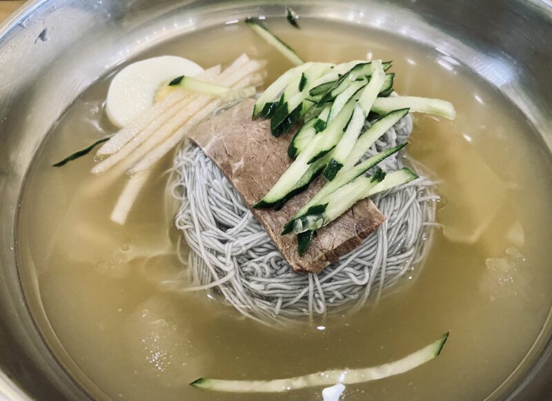 蚕室にあるソレ冷麺店の水冷麺